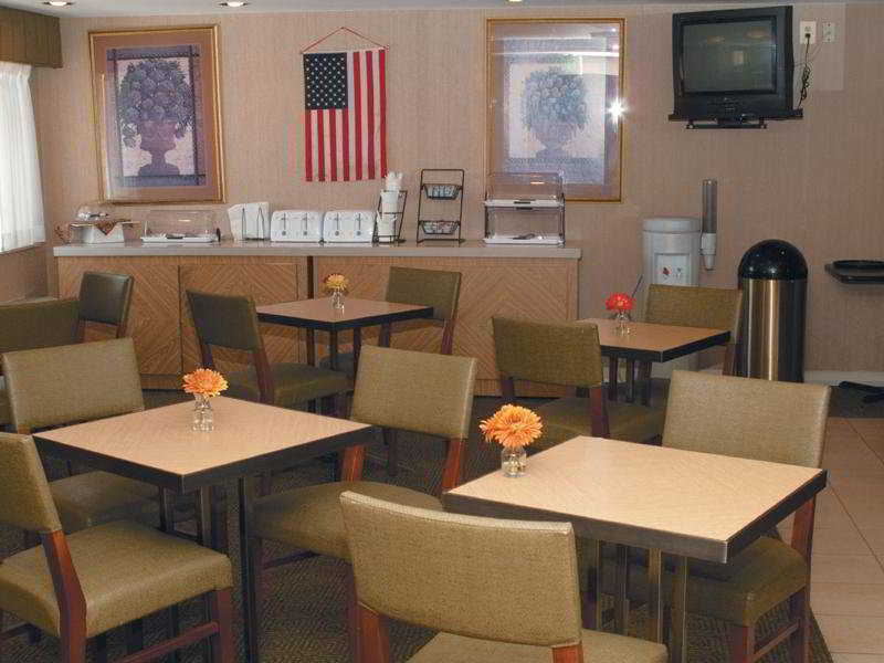 La Quinta By Wyndham Baltimore N / White Marsh Rosedale Restoran fotoğraf