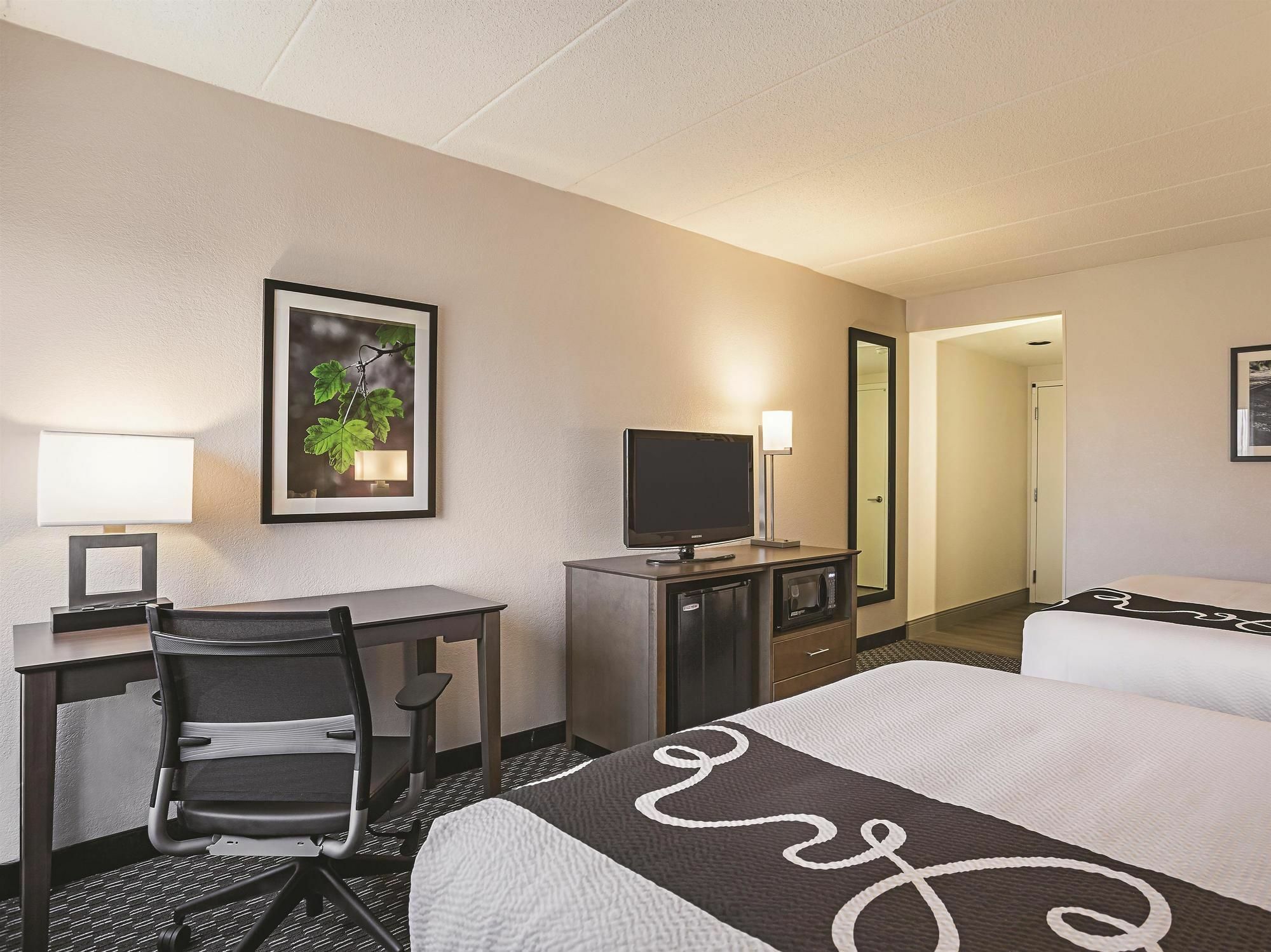 La Quinta By Wyndham Baltimore N / White Marsh Rosedale Dış mekan fotoğraf
